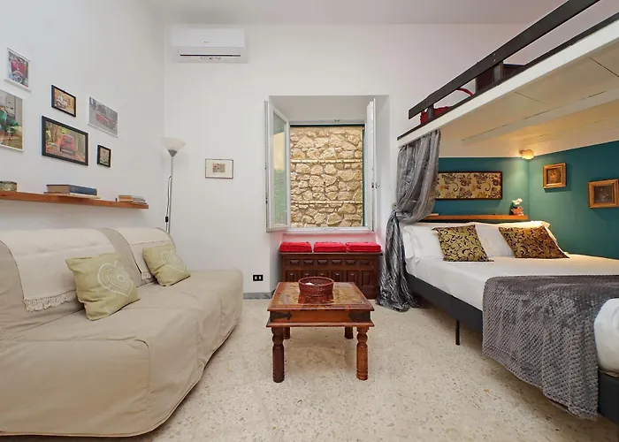 Charming Nest Steps From The Vatican * Řím