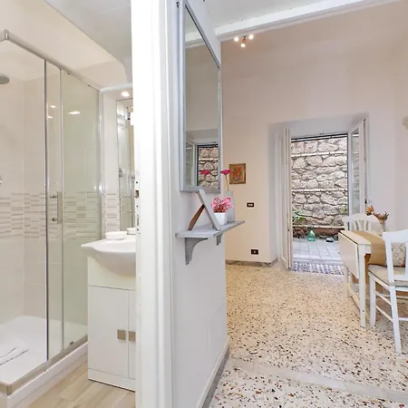 Charming Nest Steps From The Vatican Apartment Rom