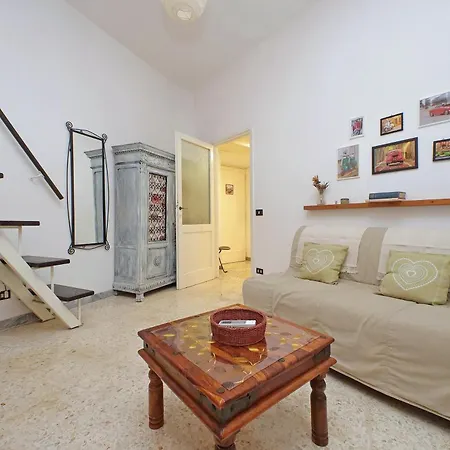 Charming Nest Steps From The Vatican