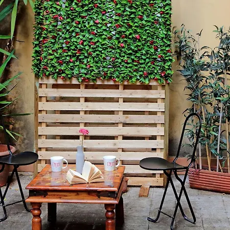 Charming Nest Steps From The Vatican Apartment *