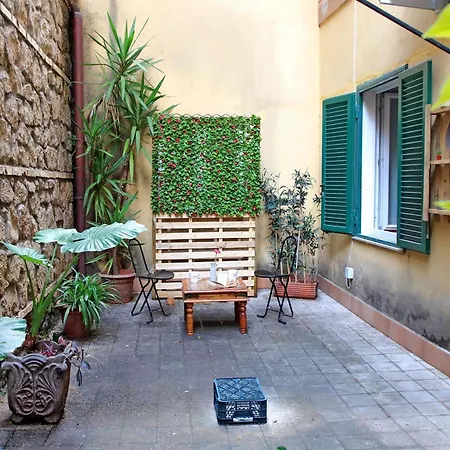 Apartment Charming Nest Steps From The Vatican