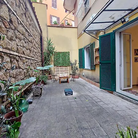 Apartment Charming Nest Steps From The Vatican